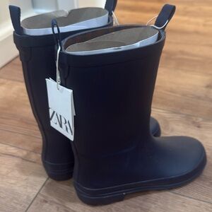 Zara girls rain boots size 36/ US 4